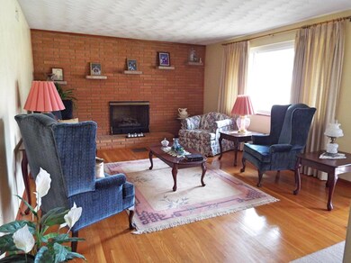 508 Ensley Dr, Knoxville, TN 37920 - photo 2