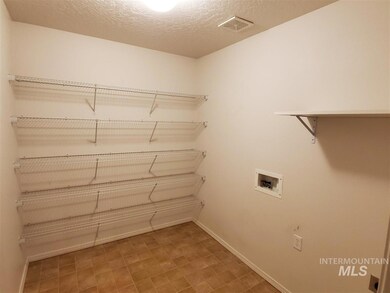 2586 N Greenville Ave, Kuna, ID 83634 - photo 6