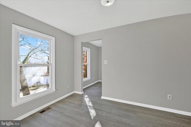 3433 Saluda Rd, Nottingham, MD 21236 - photo 7