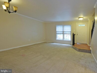 15009 Bridgeport Dr unit X, Dumfries, VA 22025 - photo 3