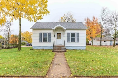 411 8th St N, Wisconsin Rapids, WI 54494 - photo 2