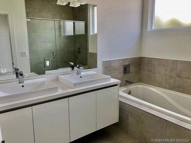 10253 NW 72nd St, Doral, FL 33178 - photo 6