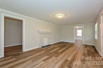 100 Oates Ct, Shelby, NC 28152 - photo 4