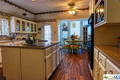 604 Westgate II Rd, Eddy, TX 76524 - photo 4