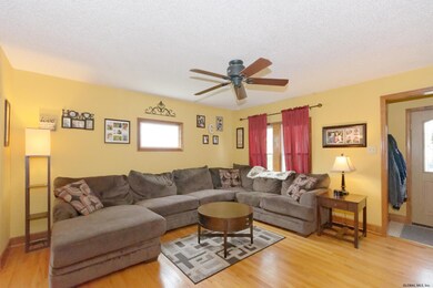 1241 Palma Ave, Schenectady, NY 12306 - photo 4