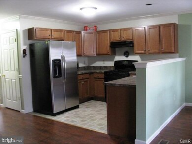 6882 Hunt Dr unit 580, Macungie, PA 18062 - photo 7