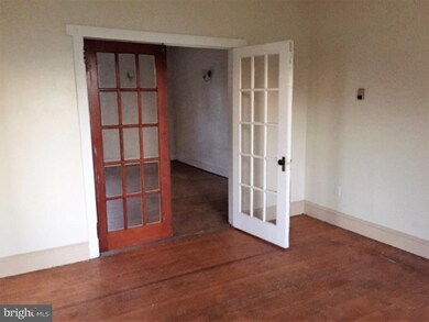 101 Crown Point Rd, Paulsboro, NJ 08066 - photo 6