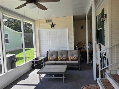Screened Front Patio