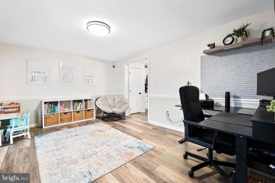 8023 Nightwind Ct, Elkridge, MD 21075 - photo 6