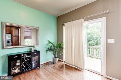 3028 Chinkapin Oak Ln, Woodbridge, VA 22191 - photo 5