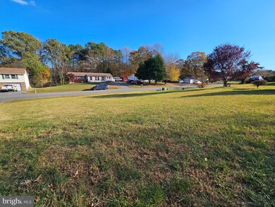122 Helena Dr, Prince Frederick, MD 20678 - photo 3