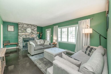 2519 Rownd St, Cedar Falls, IA 50613 - photo 3