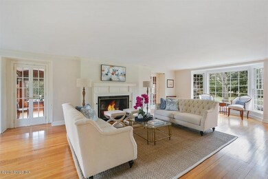 03_24GilliamLn_1_LivingRoom_LowRes