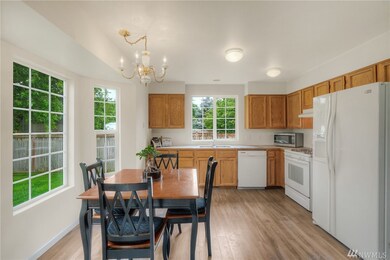 415 Jewell St, Enumclaw, WA 98022 - photo 5