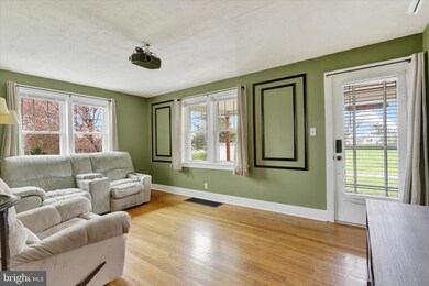 1815 Johnson Rd, Chambersburg, PA 17202 - photo 3