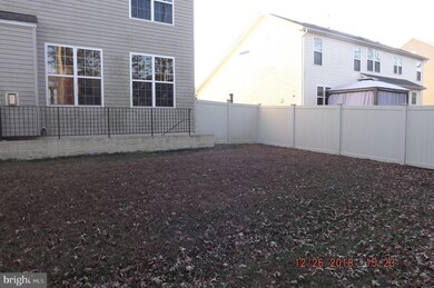 3420 Amberton Ct, White Plains, MD 20695 - photo 6