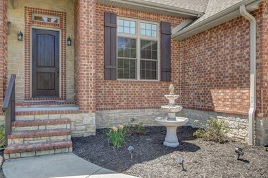389 N Niangua Dr-4