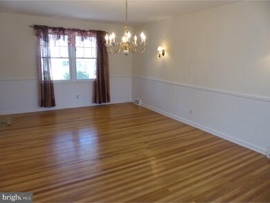 305 Briarwood Ave, Haddonfield, NJ 08033 - photo 2