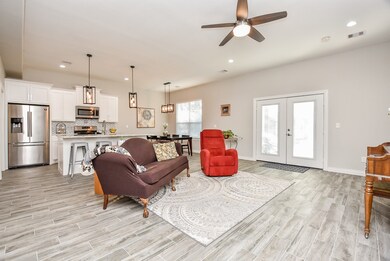 7203 Hoffman St, Houston, TX 77028 - photo 6