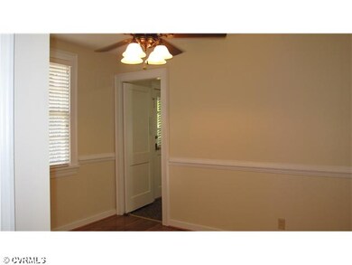 Interior Space/Layout - Dining to Kitchen (origina