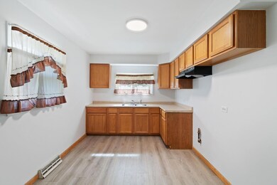 1848 W 163rd St, Markham, IL 60428 - photo 6