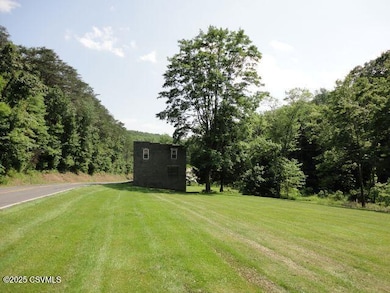 571 Fisher Rd, Selinsgrove, PA 17870 - photo 5