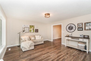 1520 Oriole Ave, Waterloo, IA 50701 - photo 4