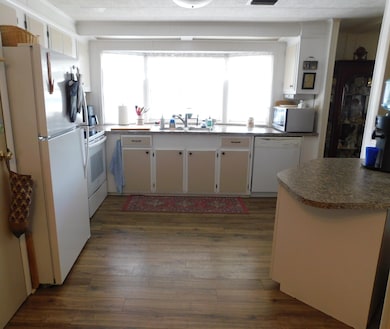 207 Marywood Pkwy N, Lakeland, FL 33803 - photo 3