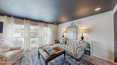 8905-Gonewind-Ct_005