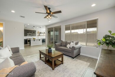 7-web-or-mls-4630 S Flare, Mesa-7