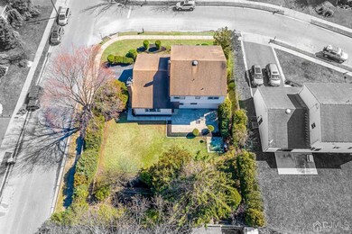 1045 Ellis Pkwy, Edison, NJ 08820 - photo 5