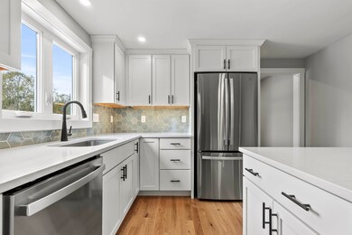 8 Meserve Rd, Durham, NH 03824 - photo 6