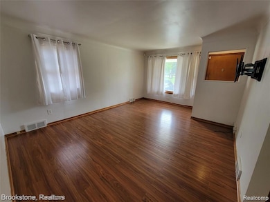 Living Dining area