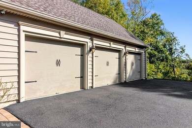 132 Drew Dr, Feasterville Trevose, PA 19053 - photo 5