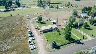 813 W 40 S, Blackfoot, ID 83221 - photo 2