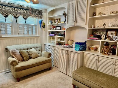 714 N 16th St, Parsons, KS 67357 - photo 4