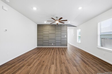 4519 Felsite Ave, San Antonio, TX 78253 - photo 5