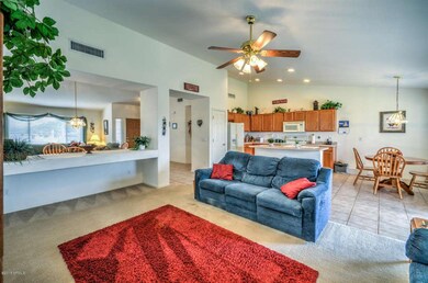 Family Room (3)