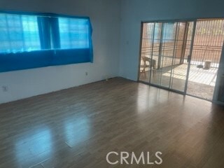 1540 S Pearl Ave, Compton, CA 90221 - photo 4