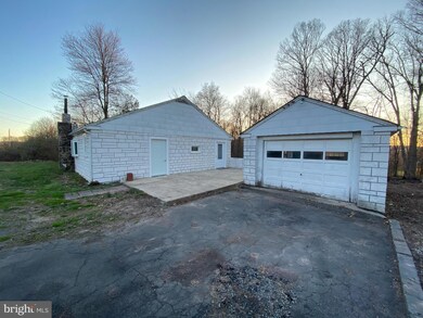 4469 N Twin Valley Rd, Morgantown, PA 19543 - photo 4