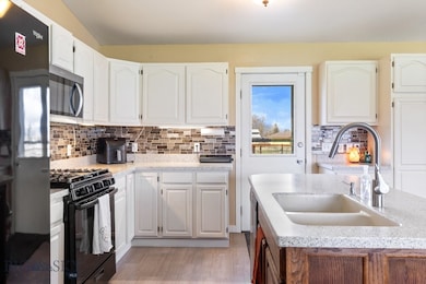 Charming spacious kitchen