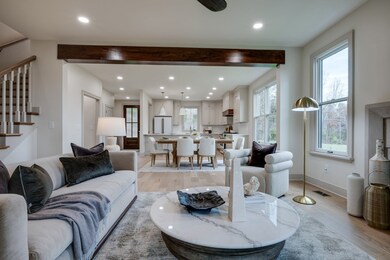 924 Hafner Rd, Charlotte, TN 37036 - photo 6