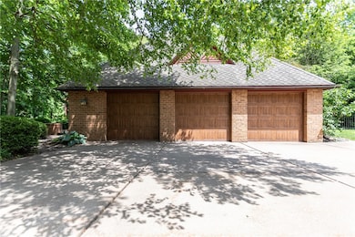 99 Wiggins Ln, Uniontown, PA 15401 - photo 3