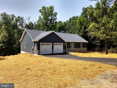 4088 Percy Ave, Chambersburg, PA 17202 - photo 2