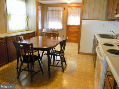 28 Right Elevator Dr, Middle River, MD 21220 - photo 7