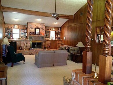 806 W Oak St, Celina, TX 75009 - photo 4