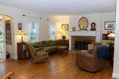 560 Richards Rd, Columbus, OH 43214 - photo 7