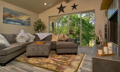 3559 Livingston Rd, Central Point, OR 97502 - photo 6