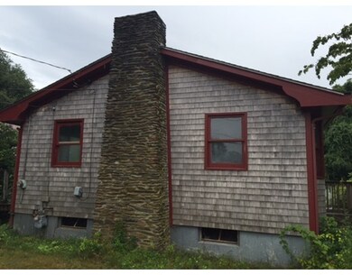 40 Emerson St, South Dartmouth, MA 02748 - photo 4