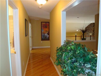 70 Inverness Cir, Easton, PA 18042 - photo 3